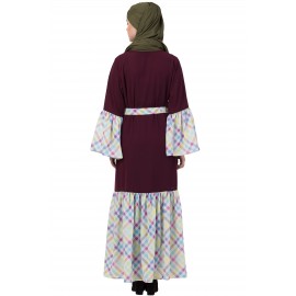 Nazneen Bell Sleeve Printed Checks Casual Abaya