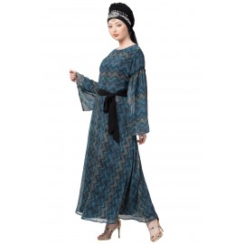 Nazneen Zig Zag Printed Bell Sleeve Abaya