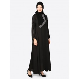 Nazneen Contrast Piping At Sleeve Basic Abaya