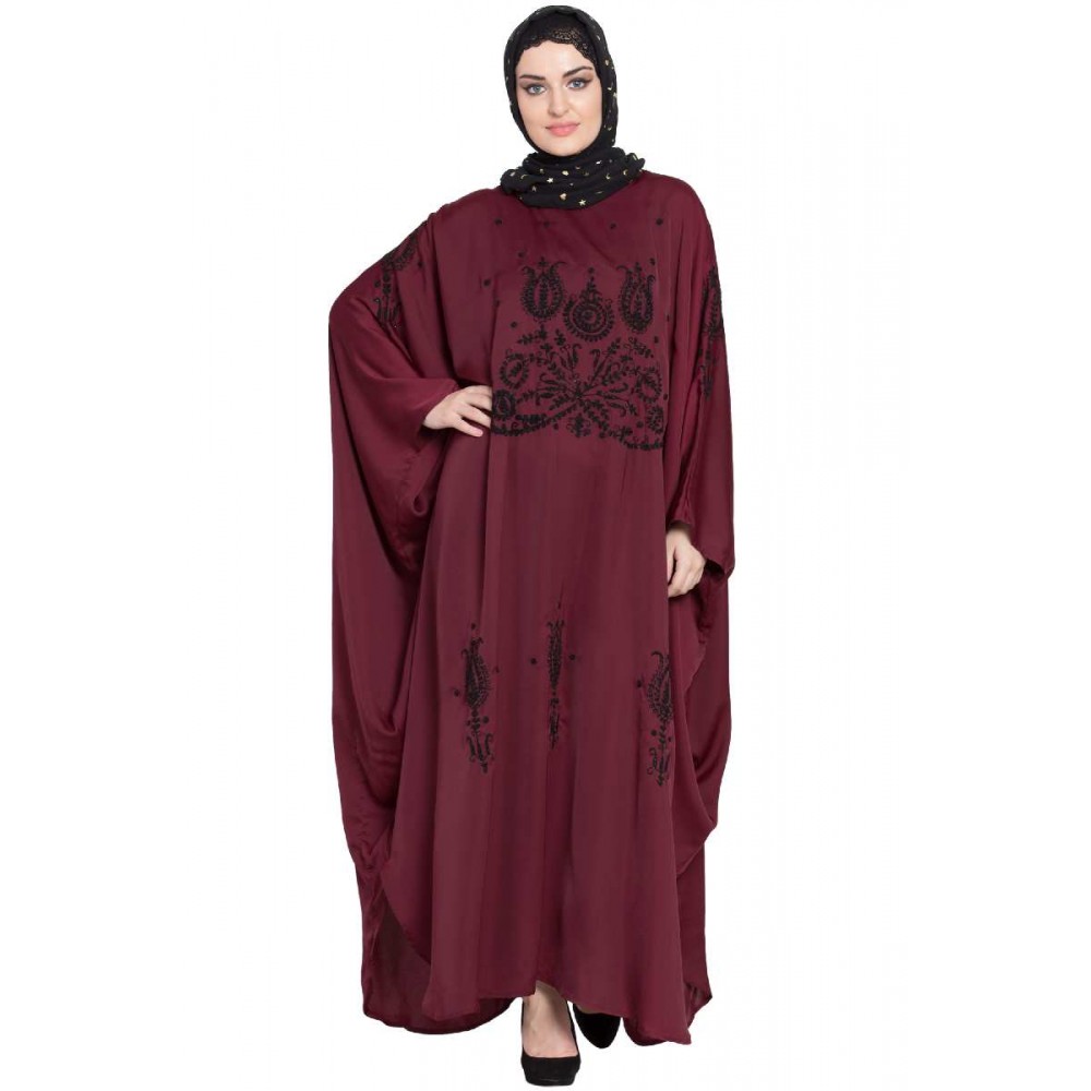 Nazneen Thread Embroidered Nida Kaftan