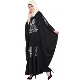 Nazneen Thread Embroidered Nida Kaftan