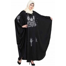 Nazneen Thread Embroidered Nida Kaftan