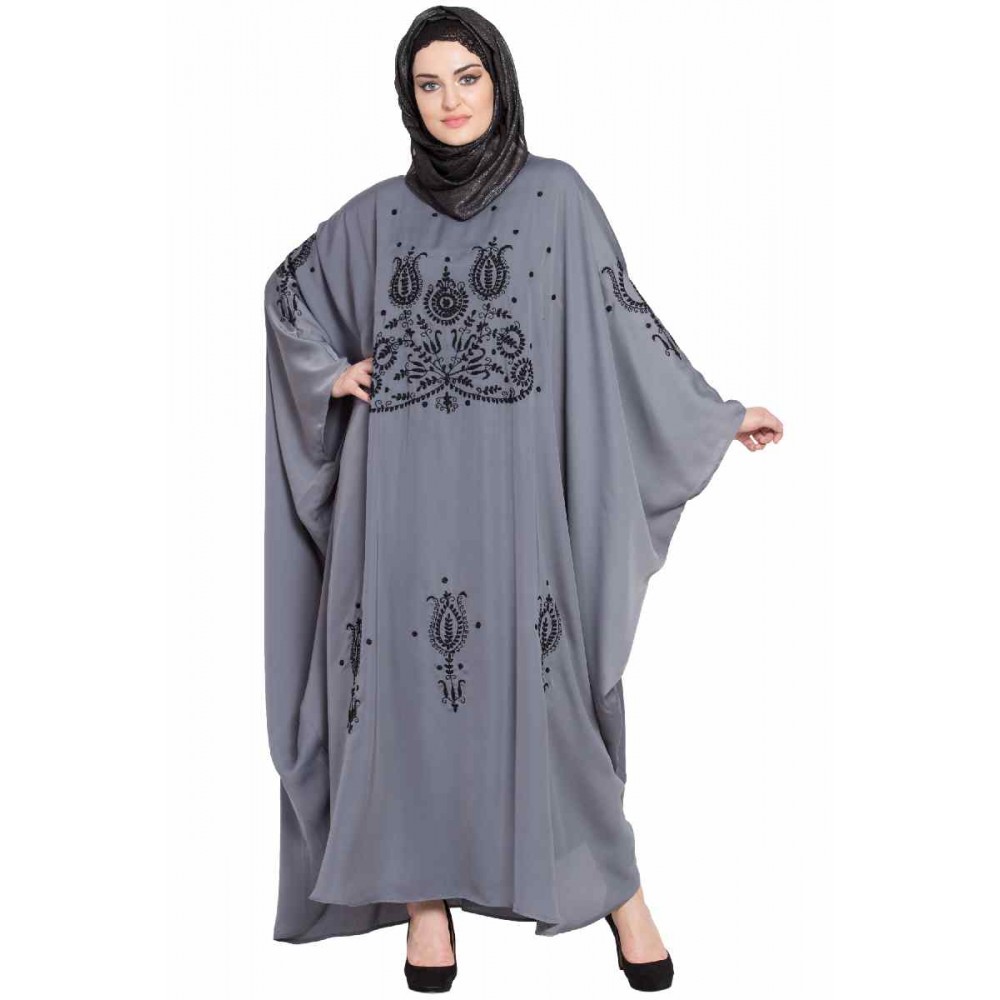 Nazneen Thread Embroidered Nida Kaftan