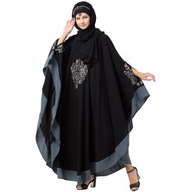 Nazneen Center Embroidered with Contrast band Irani Kaftan