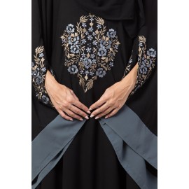 Nazneen Center Embroidered with Contrast band Irani Kaftan